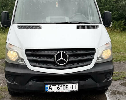 Белый Мерседес Sprinter, объемом двигателя 2.2 л и пробегом 384 тыс. км за 21000 $, фото 1 на Automoto.ua