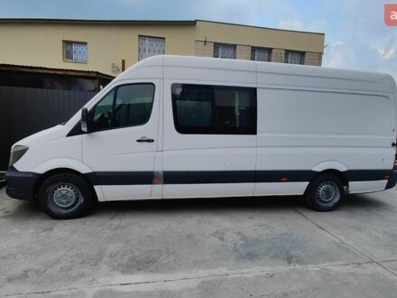 Белый Мерседес Sprinter, объемом двигателя 2.14 л и пробегом 370 тыс. км за 17000 $, фото 1 на Automoto.ua