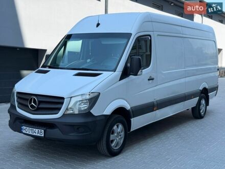Белый Мерседес Sprinter, объемом двигателя 3 л и пробегом 302 тыс. км за 24999 $, фото 1 на Automoto.ua