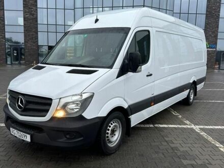 Белый Мерседес Sprinter, объемом двигателя 3 л и пробегом 199 тыс. км за 29300 $, фото 1 на Automoto.ua