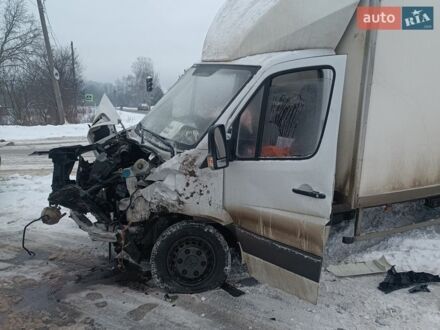 Білий Мерседес Sprinter, об'ємом двигуна 2.14 л та пробігом 403 тис. км за 7000 $, фото 1 на Automoto.ua