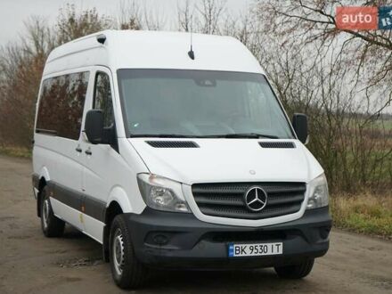 Белый Мерседес Sprinter, объемом двигателя 2.14 л и пробегом 320 тыс. км за 18595 $, фото 1 на Automoto.ua