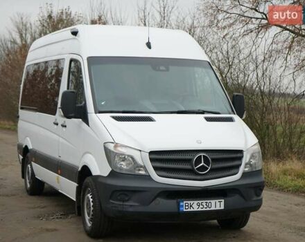 Білий Мерседес Sprinter, об'ємом двигуна 2.14 л та пробігом 320 тис. км за 18595 $, фото 1 на Automoto.ua