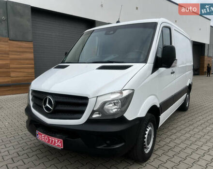 Белый Мерседес Sprinter, объемом двигателя 2.2 л и пробегом 272 тыс. км за 14800 $, фото 1 на Automoto.ua