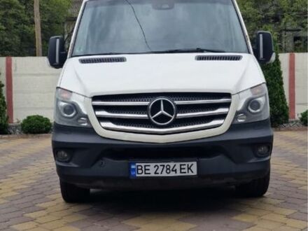 Белый Мерседес Sprinter, объемом двигателя 3 л и пробегом 372 тыс. км за 18000 $, фото 1 на Automoto.ua