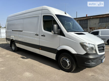 Белый Мерседес Sprinter, объемом двигателя 2.1 л и пробегом 300 тыс. км за 24700 $, фото 1 на Automoto.ua