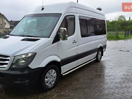 Мерседес Sprinter 2016 у Києві на Automoto.ua Білий Мерседес Sprinter, об'ємом двигуна 2.14 л та пробігом 193 тис. км за 18500 $, фото 1 на Automoto.ua