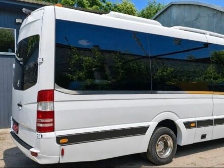 Белый Мерседес Sprinter, объемом двигателя 3 л и пробегом 650 тыс. км за 61900 $, фото 1 на Automoto.ua