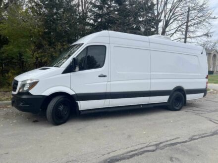 Белый Мерседес Sprinter, объемом двигателя 3 л и пробегом 71 тыс. км за 6800 $, фото 1 на Automoto.ua