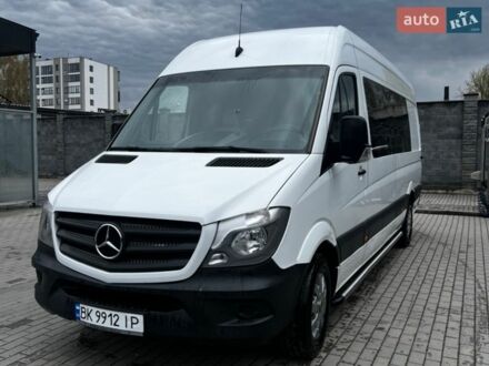 Белый Мерседес Sprinter, объемом двигателя 2.14 л и пробегом 410 тыс. км за 26000 $, фото 1 на Automoto.ua