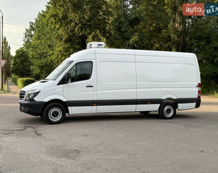 Белый Мерседес Sprinter, объемом двигателя 0 л и пробегом 235 тыс. км за 16300 $, фото 1 на Automoto.ua