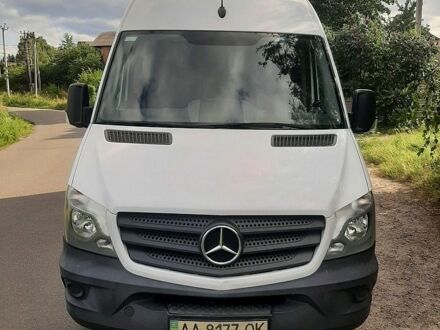 Белый Мерседес Sprinter, объемом двигателя 2.14 л и пробегом 271 тыс. км за 18500 $, фото 1 на Automoto.ua
