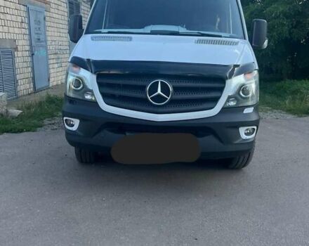 Белый Мерседес Sprinter, объемом двигателя 3 л и пробегом 420 тыс. км за 33271 $, фото 1 на Automoto.ua