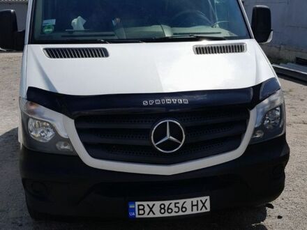 Белый Мерседес Sprinter, объемом двигателя 2.14 л и пробегом 378 тыс. км за 12500 $, фото 1 на Automoto.ua