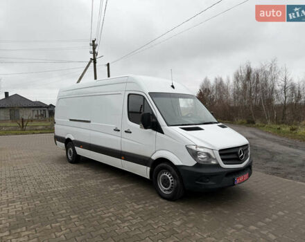 Белый Мерседес Sprinter, объемом двигателя 0 л и пробегом 264 тыс. км за 18500 $, фото 1 на Automoto.ua