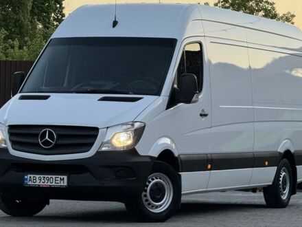 Білий Мерседес Sprinter, об'ємом двигуна 0 л та пробігом 319 тис. км за 16999 $, фото 1 на Automoto.ua