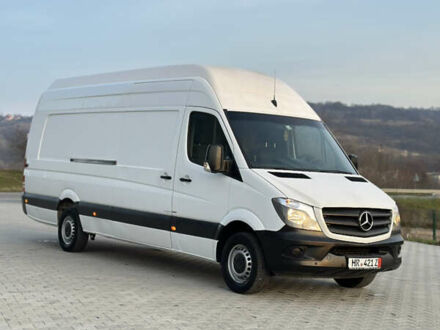 Белый Мерседес Sprinter, объемом двигателя 0 л и пробегом 218 тыс. км за 28837 $, фото 1 на Automoto.ua