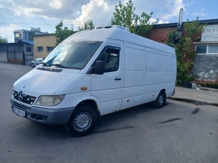 Белый Мерседес Sprinter, объемом двигателя 2.1 л и пробегом 466 тыс. км за 8491 $, фото 1 на Automoto.ua