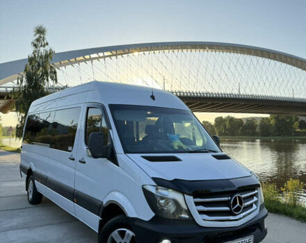 Белый Мерседес Sprinter, объемом двигателя 2.14 л и пробегом 685 тыс. км за 22300 $, фото 1 на Automoto.ua
