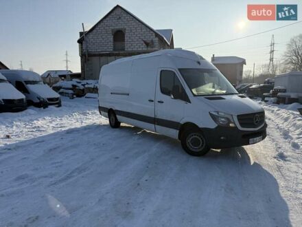 Белый Мерседес Sprinter, объемом двигателя 0 л и пробегом 335 тыс. км за 17900 $, фото 1 на Automoto.ua