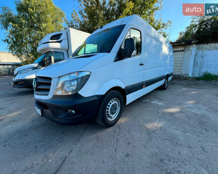 Белый Мерседес Sprinter, объемом двигателя 3 л и пробегом 313 тыс. км за 31000 $, фото 1 на Automoto.ua