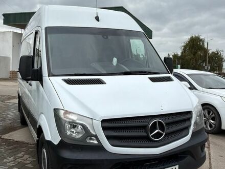 Белый Мерседес Sprinter, объемом двигателя 2.14 л и пробегом 305 тыс. км за 19300 $, фото 1 на Automoto.ua