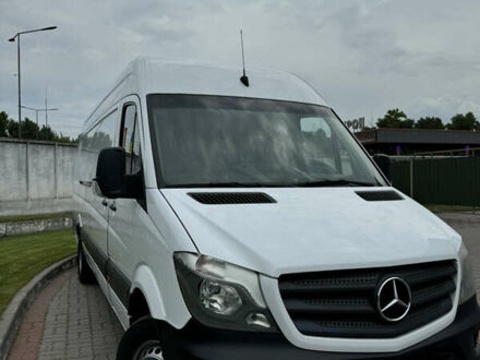 Белый Мерседес Sprinter, объемом двигателя 2.14 л и пробегом 530 тыс. км за 26000 $, фото 1 на Automoto.ua