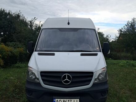 Белый Мерседес Sprinter, объемом двигателя 2.2 л и пробегом 272 тыс. км за 20919 $, фото 1 на Automoto.ua
