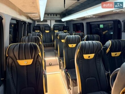 Белый Мерседес Sprinter, объемом двигателя 2.2 л и пробегом 362 тыс. км за 48000 $, фото 1 на Automoto.ua