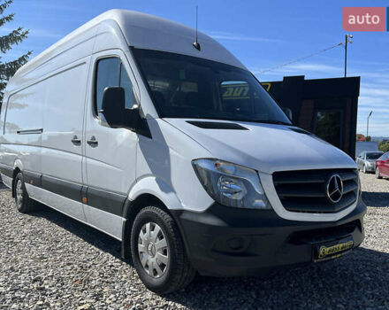 Белый Мерседес Sprinter, объемом двигателя 2.14 л и пробегом 430 тыс. км за 37500 $, фото 1 на Automoto.ua