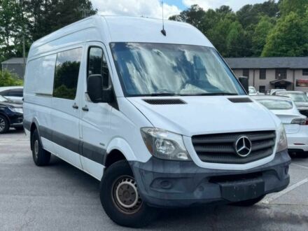 Белый Мерседес Sprinter, объемом двигателя 2.1 л и пробегом 77 тыс. км за 8500 $, фото 1 на Automoto.ua
