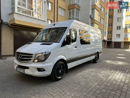 Белый Мерседес Sprinter, объемом двигателя 2.2 л и пробегом 570 тыс. км за 18100 $, фото 1 на Automoto.ua