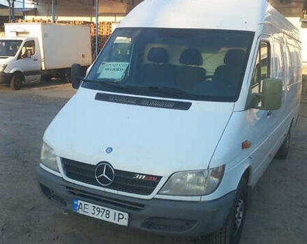 Белый Мерседес Sprinter, объемом двигателя 2.15 л и пробегом 340 тыс. км за 11500 $, фото 1 на Automoto.ua