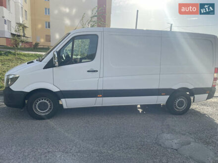 Белый Мерседес Sprinter, объемом двигателя 2.14 л и пробегом 220 тыс. км за 16900 $, фото 1 на Automoto.ua