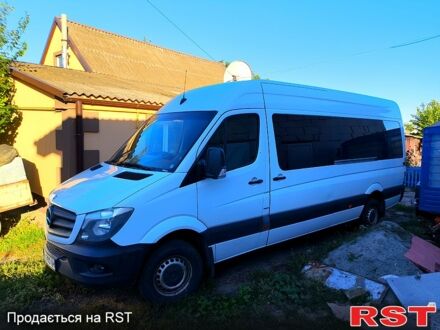 Белый Мерседес Sprinter, объемом двигателя 2.1 л и пробегом 548 тыс. км за 17500 $, фото 1 на Automoto.ua