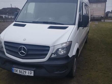 Белый Мерседес Sprinter, объемом двигателя 2.2 л и пробегом 309 тыс. км за 23000 $, фото 1 на Automoto.ua