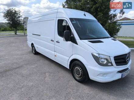 Белый Мерседес Sprinter, объемом двигателя 2.14 л и пробегом 460 тыс. км за 15800 $, фото 1 на Automoto.ua