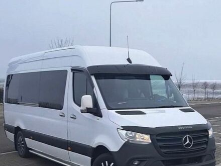 Белый Мерседес Sprinter, объемом двигателя 2.2 л и пробегом 599 тыс. км за 34000 $, фото 1 на Automoto.ua
