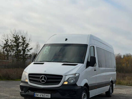 Белый Мерседес Sprinter, объемом двигателя 2.14 л и пробегом 268 тыс. км за 22000 $, фото 1 на Automoto.ua