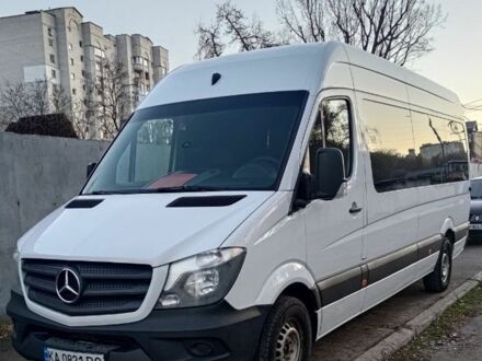 Белый Мерседес Sprinter, объемом двигателя 2.69 л и пробегом 419 тыс. км за 26999 $, фото 1 на Automoto.ua