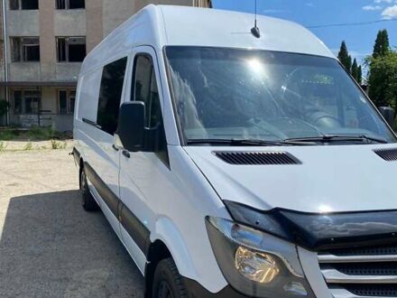 Белый Мерседес Sprinter, объемом двигателя 2.14 л и пробегом 660 тыс. км за 24900 $, фото 1 на Automoto.ua