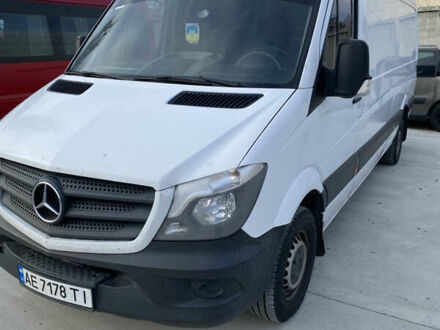 Белый Мерседес Sprinter, объемом двигателя 2.14 л и пробегом 398 тыс. км за 15400 $, фото 1 на Automoto.ua