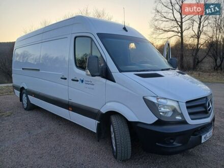 Белый Мерседес Sprinter, объемом двигателя 0 л и пробегом 247 тыс. км за 21700 $, фото 1 на Automoto.ua