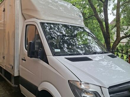 Белый Мерседес Sprinter, объемом двигателя 2.14 л и пробегом 243 тыс. км за 29500 $, фото 1 на Automoto.ua