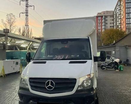 Белый Мерседес Sprinter, объемом двигателя 2.2 л и пробегом 245 тыс. км за 28000 $, фото 1 на Automoto.ua