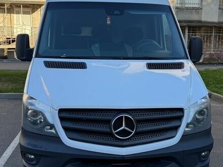 Белый Мерседес Sprinter, объемом двигателя 3 л и пробегом 566 тыс. км за 32000 $, фото 1 на Automoto.ua