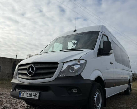 Белый Мерседес Sprinter, объемом двигателя 2.14 л и пробегом 880 тыс. км за 27000 $, фото 1 на Automoto.ua