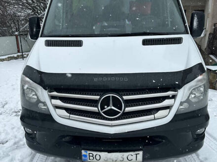 Белый Мерседес Sprinter, объемом двигателя 2.1 л и пробегом 477 тыс. км за 18000 $, фото 1 на Automoto.ua