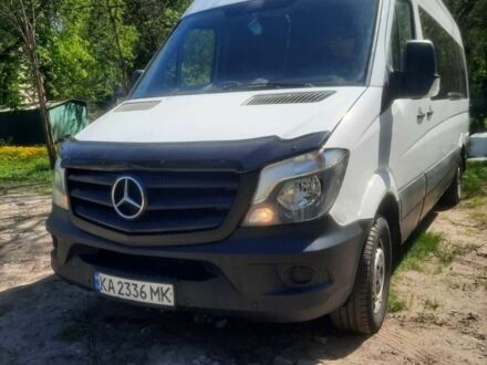 Белый Мерседес Sprinter, объемом двигателя 2.1 л и пробегом 350 тыс. км за 23000 $, фото 1 на Automoto.ua