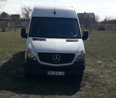 Мерседес Sprinter 2017 у Кривому Розі на Automoto.ua Білий Мерседес Sprinter, об'ємом двигуна 2.14 л та пробігом 224 тис. км за 18000 $, фото 1 на Automoto.ua